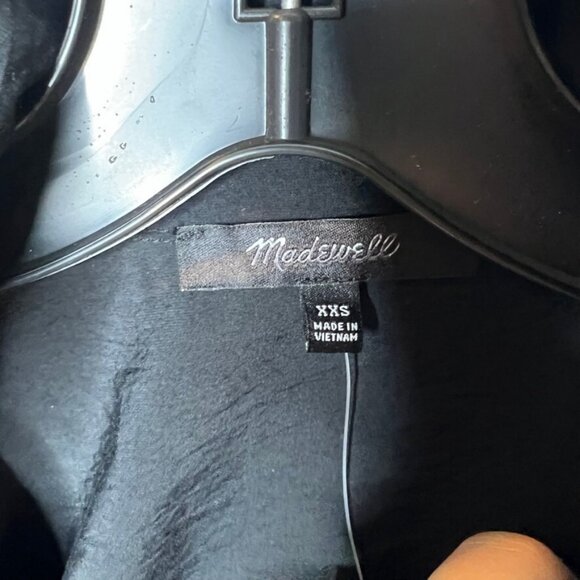 Madewell $92 Drapey Banded Bottom Button Down Top Black Size XXS NJ625 - Picture 5 of 6